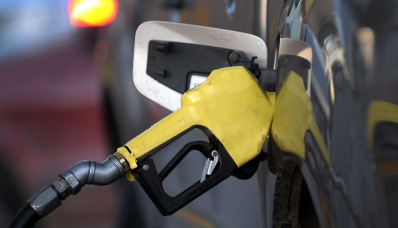 A pesar del anuncio del Gobierno de diferir impuestos: petroleras volvieron a aumentar combustibles