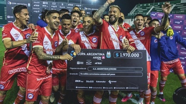 Argentinos Juniors venció a Gimnasia de La Plata y pasó a cuartos de final de Copa Argentina