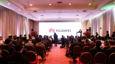 Una estudiante de ingeniería de la UNLP fue seleccionada por Huawei para un programa en el exterior, y su interés es el desarrollo de la IA